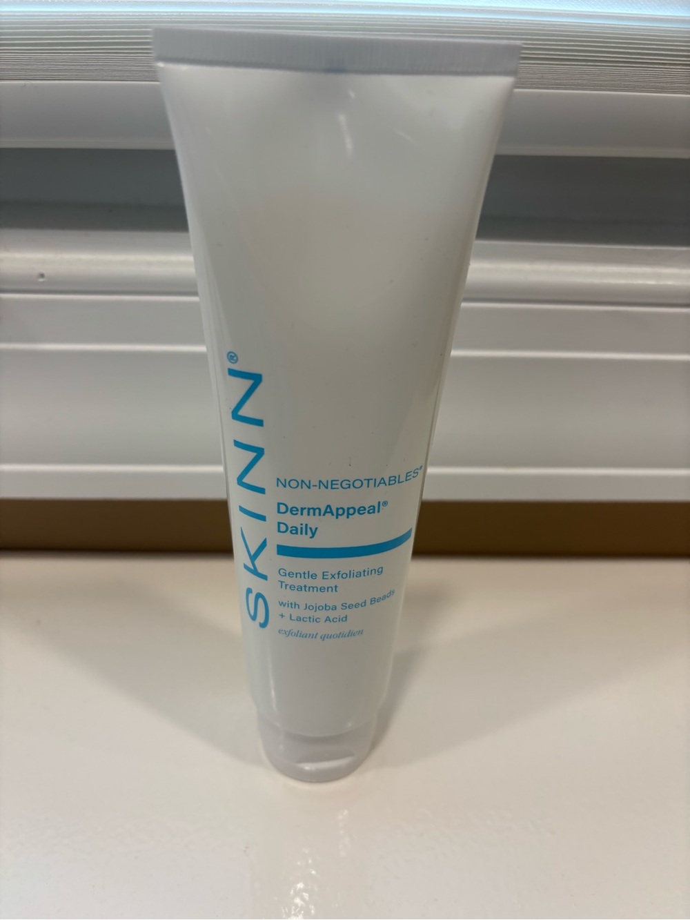 SKINN DermAppeal Daily Gentle Exfoliating Treatment - White/Blue